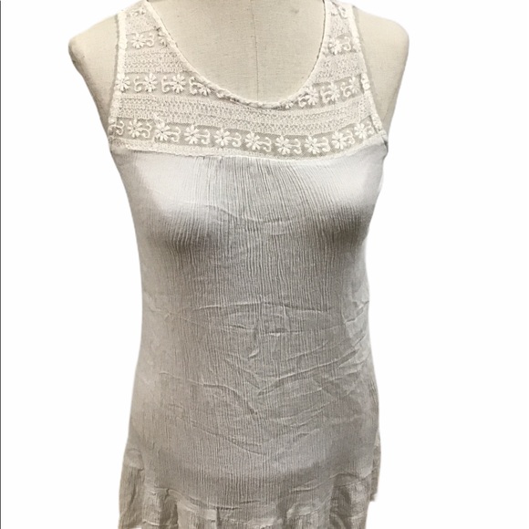 Andree Tops - Andree sleeveless blouse